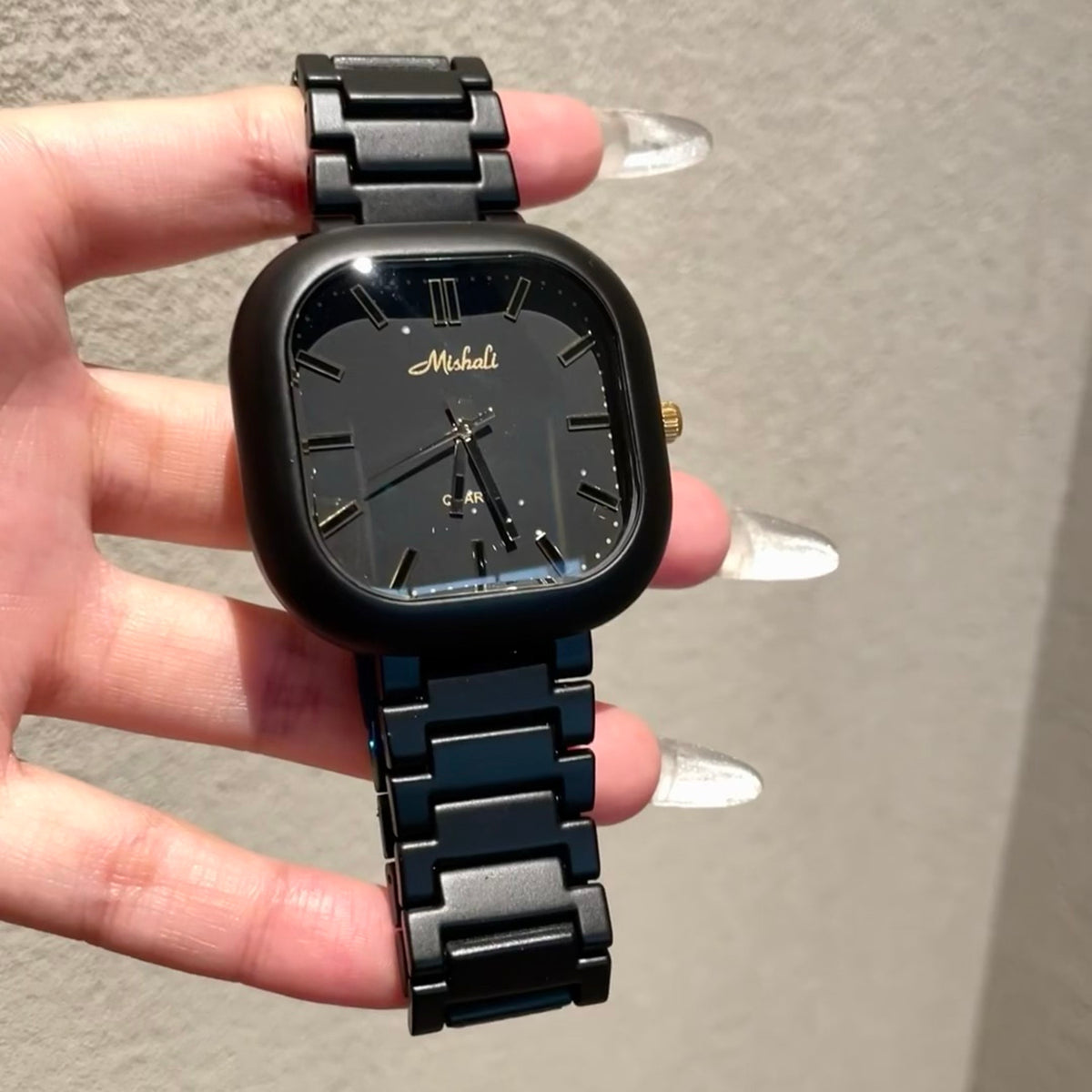 963908866-1